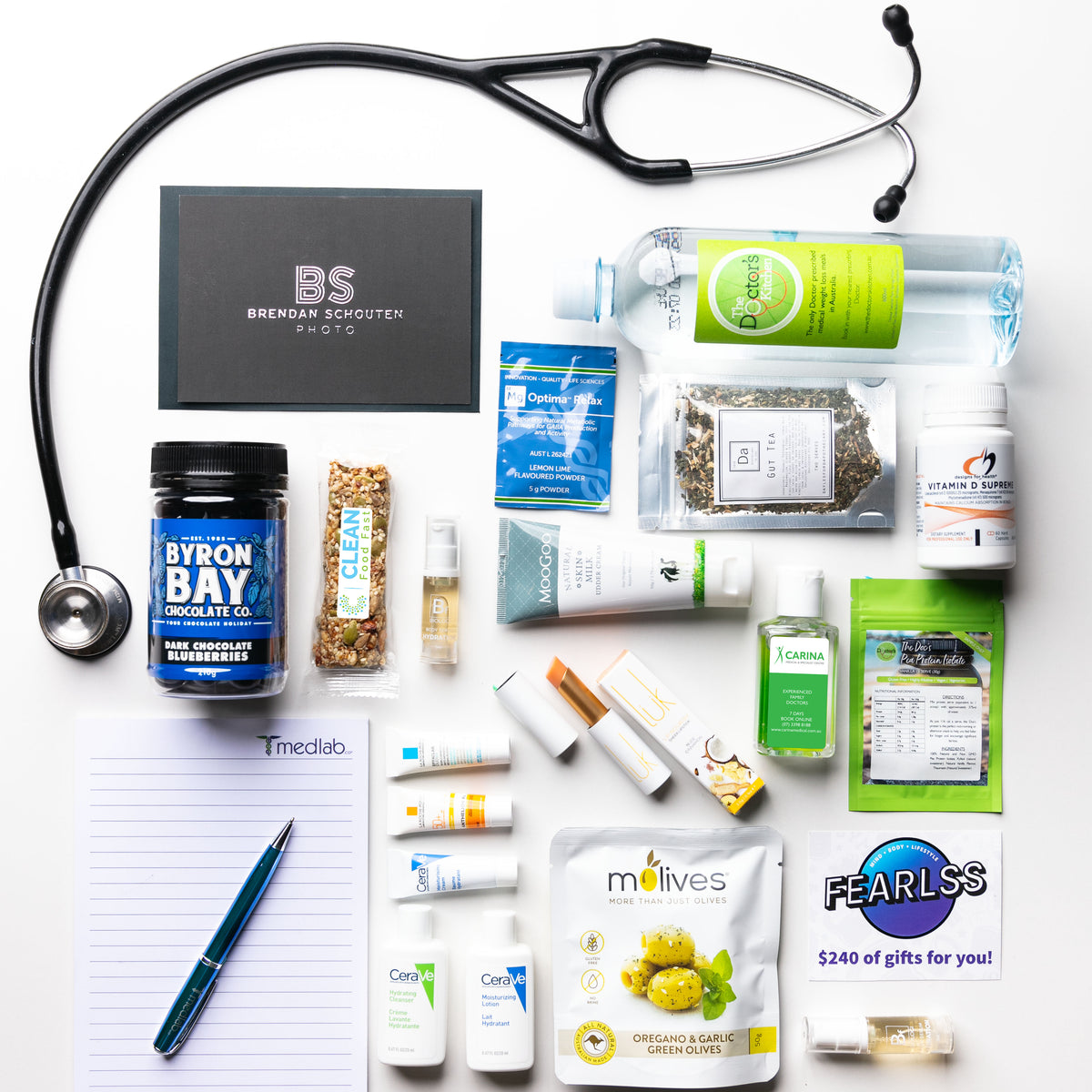 Your first look into the exclusive Doctor Approved Gift Bags